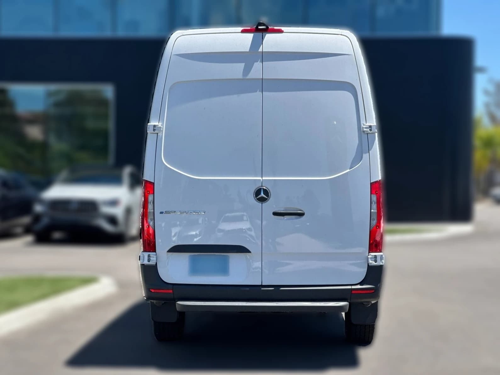 Mercedes-Benz eSprinter Cargo Van High Roof HO 2500 High Roof HO 170" RWD 2025 — side view