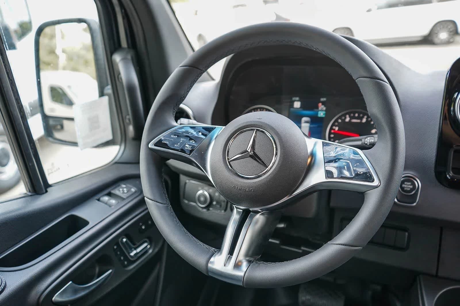 Mercedes-Benz Sprinter Cargo Van High Roof 4-Cyl Diesel HO 3500XD High Roof I4 Diesel HO 170" Extended RWD 2026 — side view