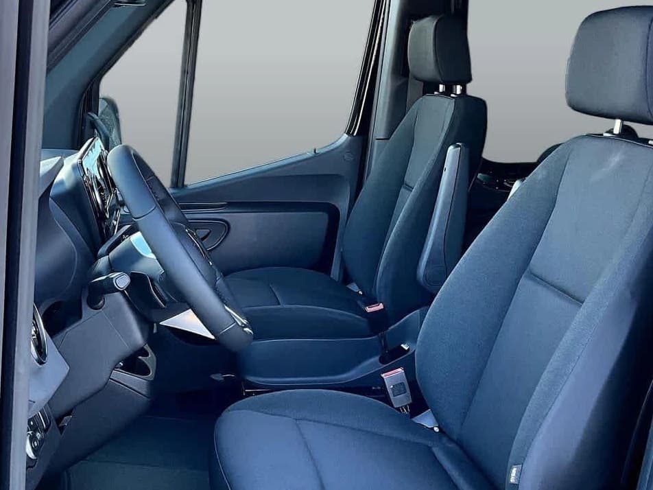 Mercedes-Benz Sprinter Passenger Van Standard Roof 4-Cyl Diesel 2500 Standard Roof I4 Diesel 144" RWD 2026 — side view
