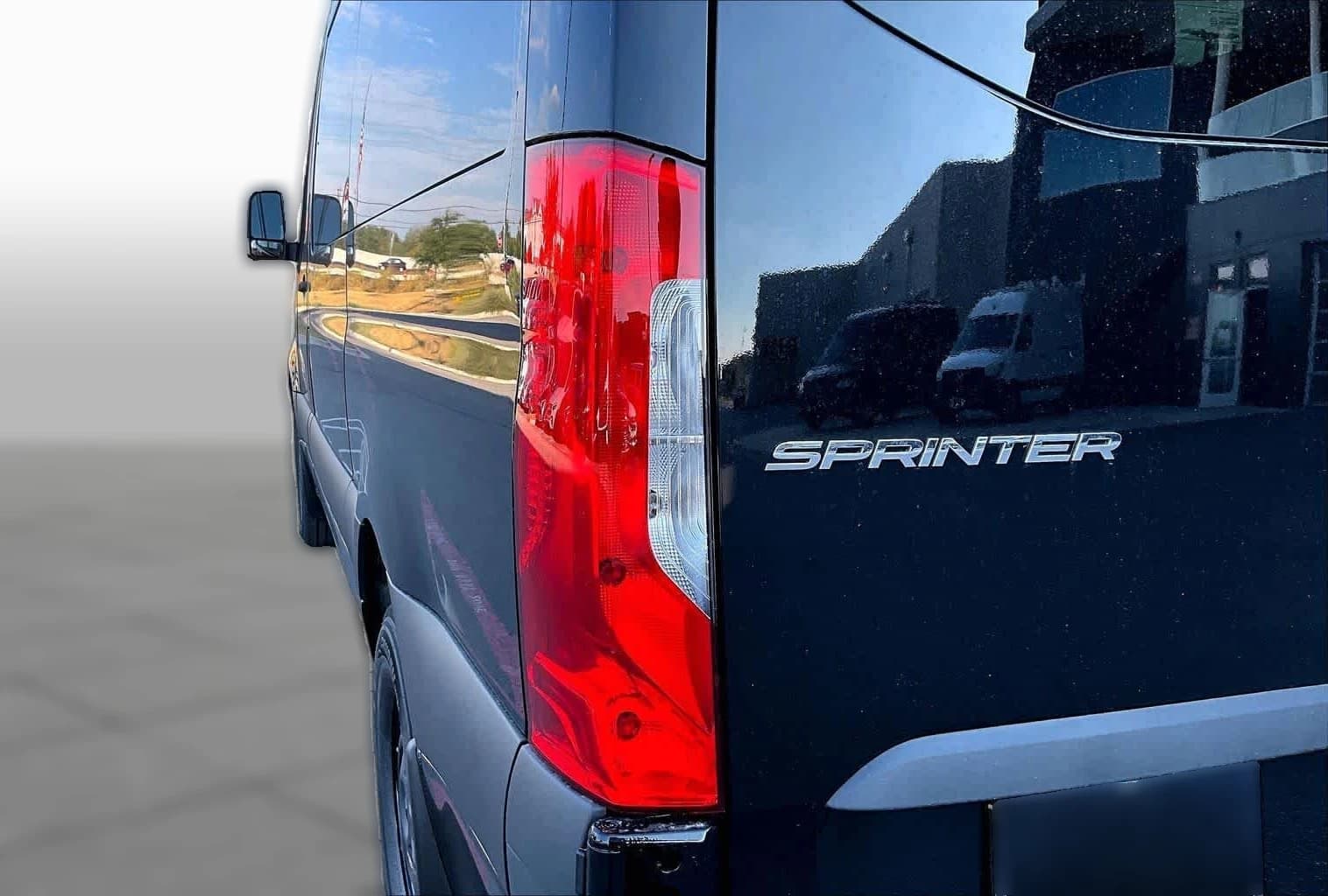 Mercedes-Benz Sprinter Passenger Van Standard Roof 4-Cyl Diesel 2500 Standard Roof I4 Diesel 144" RWD 2026 — side view
