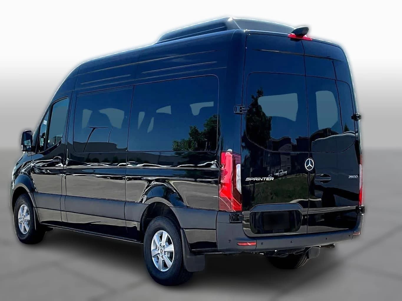 Mercedes-Benz Sprinter Passenger Van Standard Roof 4-Cyl Diesel 2500 Standard Roof I4 Diesel 144" RWD 2026 — side view