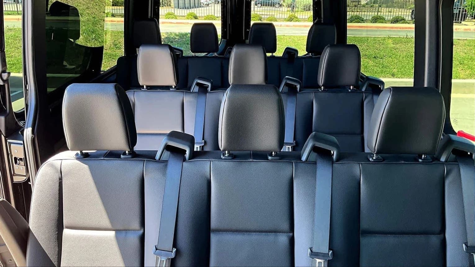 Mercedes-Benz Sprinter Passenger Van Standard Roof 4-Cyl Diesel 2500 Standard Roof I4 Diesel 144" RWD 2026 — side view
