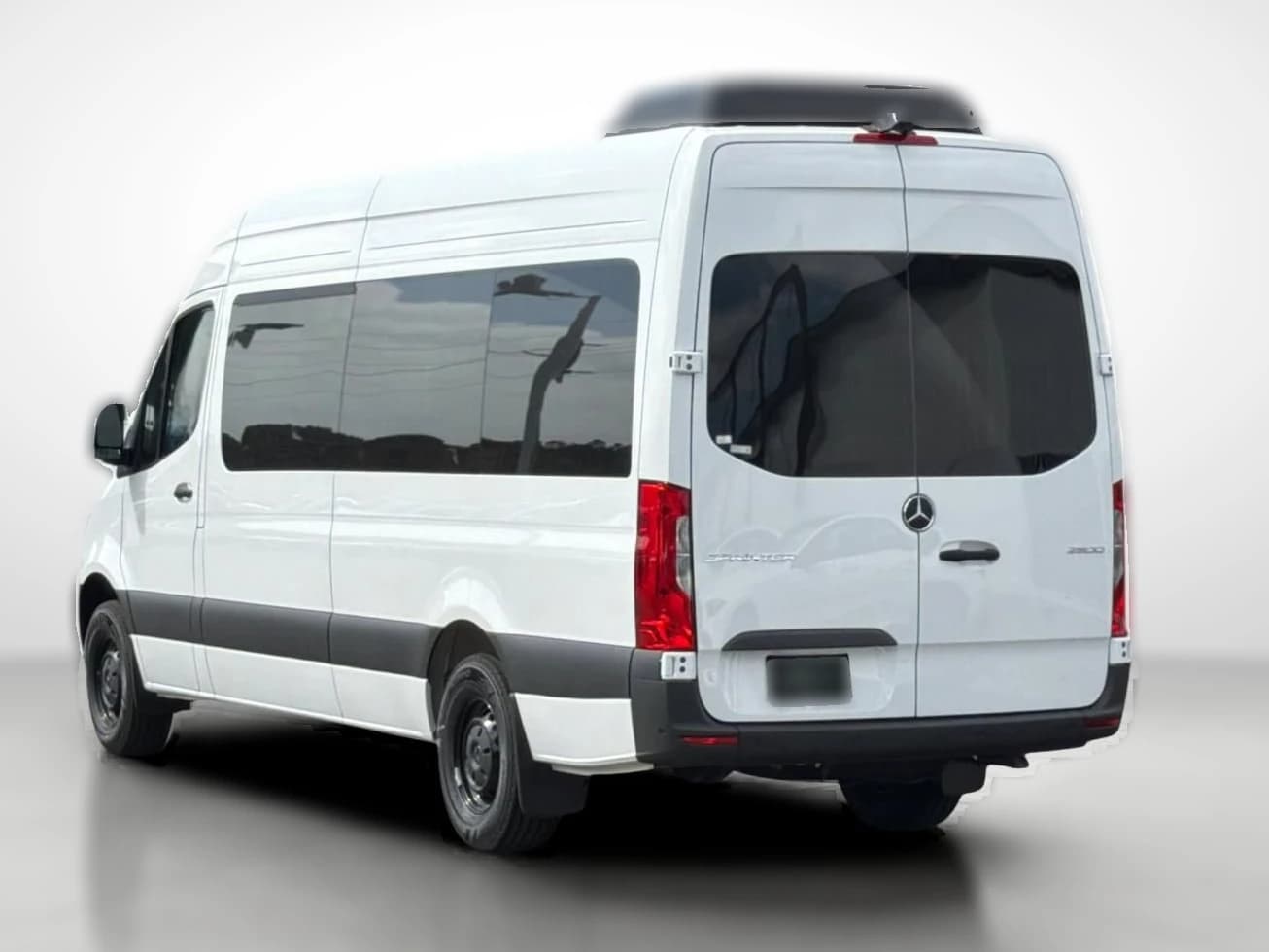 Mercedes-Benz Sprinter Passenger Van High Roof 4-Cyl Diesel 2500 High Roof I4 Diesel 170" RWD 2026 — side view
