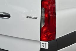 Mercedes-Benz Sprinter Passenger Van High Roof 4-Cyl Diesel 2500 High Roof I4 Diesel 170" RWD 2026 — side view