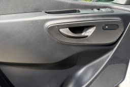 Mercedes-Benz Sprinter Passenger Van High Roof 4-Cyl Diesel 2500 High Roof I4 Diesel 170" RWD 2026 — side view