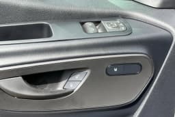 Mercedes-Benz Sprinter Passenger Van High Roof 4-Cyl Diesel 2500 High Roof I4 Diesel 170" RWD 2026 — side view