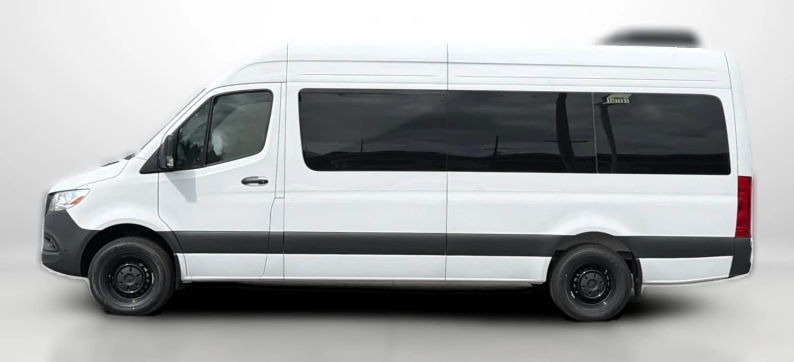 Mercedes-Benz Sprinter Passenger Van High Roof 4-Cyl Diesel 2500 High Roof I4 Diesel 170" RWD 2026 — side view