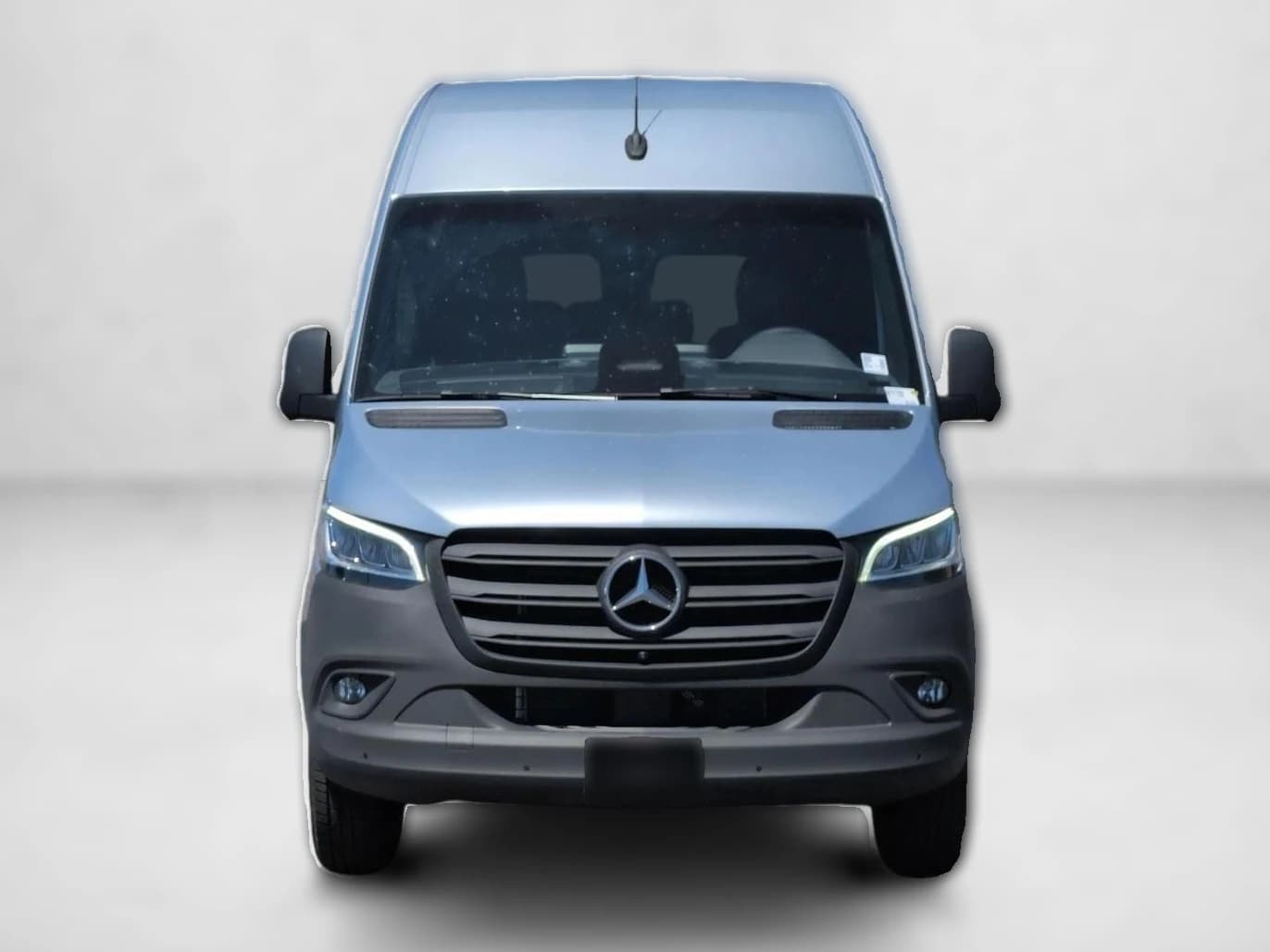 Mercedes-Benz Sprinter Passenger Van Standard Roof 4-Cyl Diesel HO 2500 Standard Roof I4 Diesel HO 144" RWD 2026 — side view