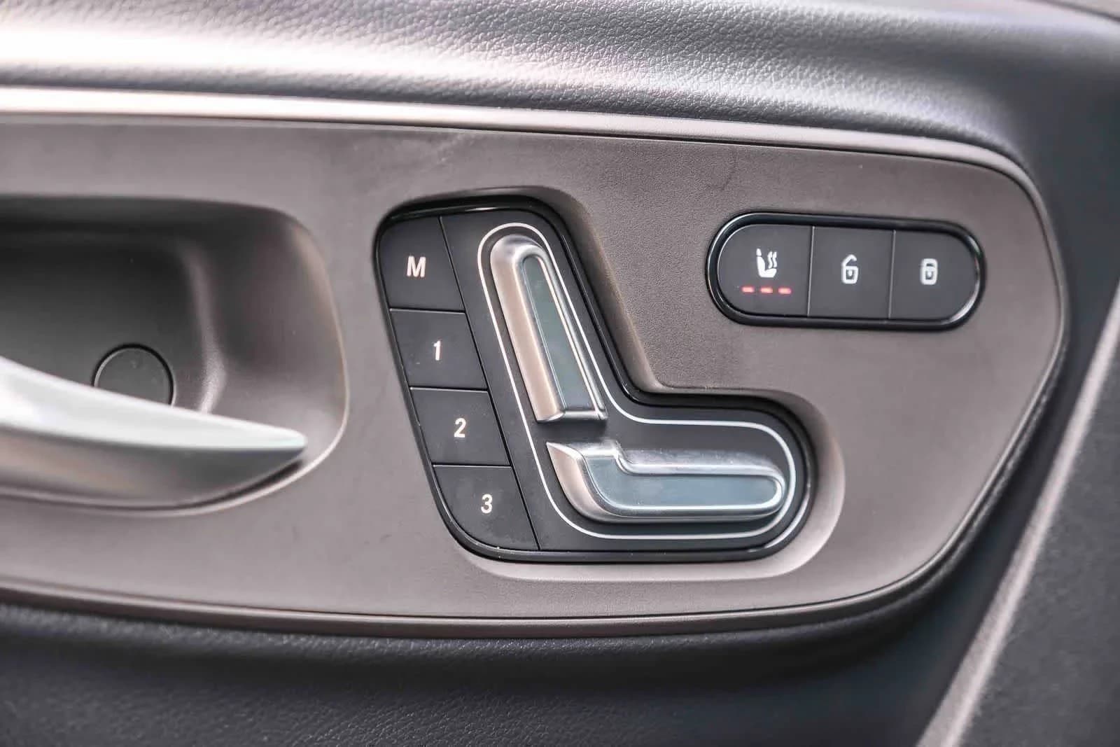 Mercedes-Benz Sprinter Passenger Van Select 2500 Standard Roof I4 Diesel HO 144" AWD 2026 — side view