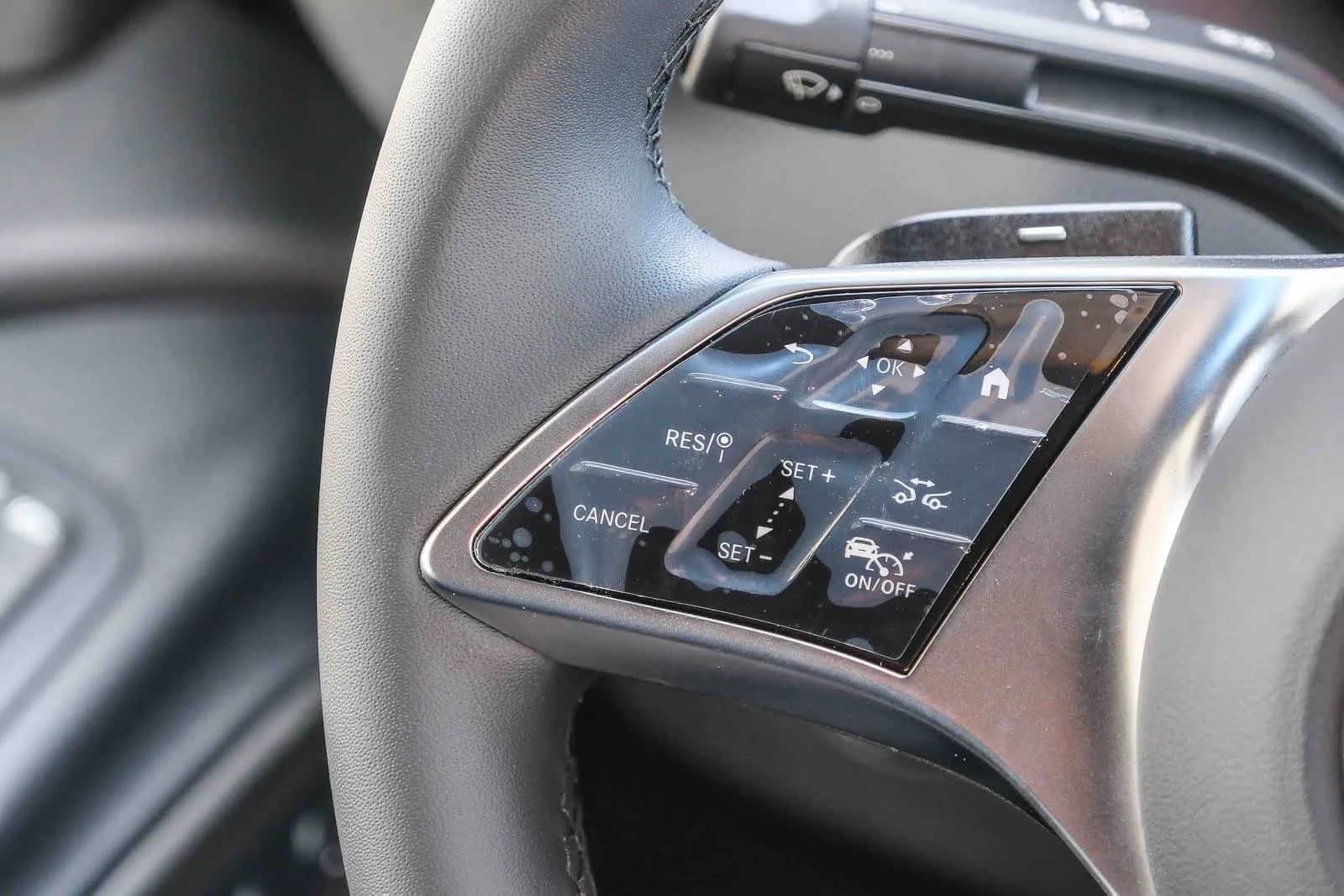 Mercedes-Benz Sprinter Passenger Van Select 2500 Standard Roof I4 Diesel HO 144" AWD 2026 — side view