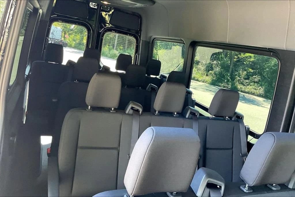 Mercedes-Benz Sprinter Passenger Van High Roof 4-Cyl Diesel HO 2500 High Roof I4 Diesel HO 170" RWD 2026 — side view