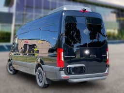 Mercedes-Benz Sprinter Passenger Van High Roof 4-Cyl Diesel HO 2500 High Roof I4 Diesel HO 170" RWD 2026 — side view