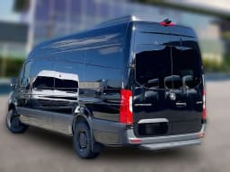Mercedes-Benz Sprinter Passenger Van High Roof 4-Cyl Diesel HO 2500 High Roof I4 Diesel HO 170" RWD 2026 — side view
