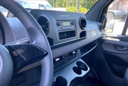 Mercedes-Benz Sprinter Passenger Van High Roof 4-Cyl Diesel HO 2500 High Roof I4 Diesel HO 170" RWD 2026 — side view