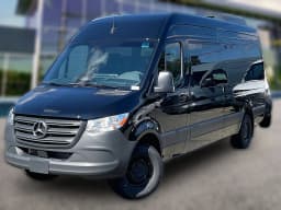 Mercedes-Benz Sprinter Passenger Van High Roof 4-Cyl Diesel HO 2500 High Roof I4 Diesel HO 170" RWD 2026 — side view