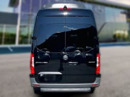 Mercedes-Benz Sprinter Passenger Van High Roof 4-Cyl Diesel HO 2500 High Roof I4 Diesel HO 170" RWD 2026 — side view