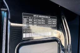 Mercedes-Benz Sprinter Passenger Van High Roof 4-Cyl Diesel HO 2500 High Roof I4 Diesel HO 170" RWD 2026 — side view