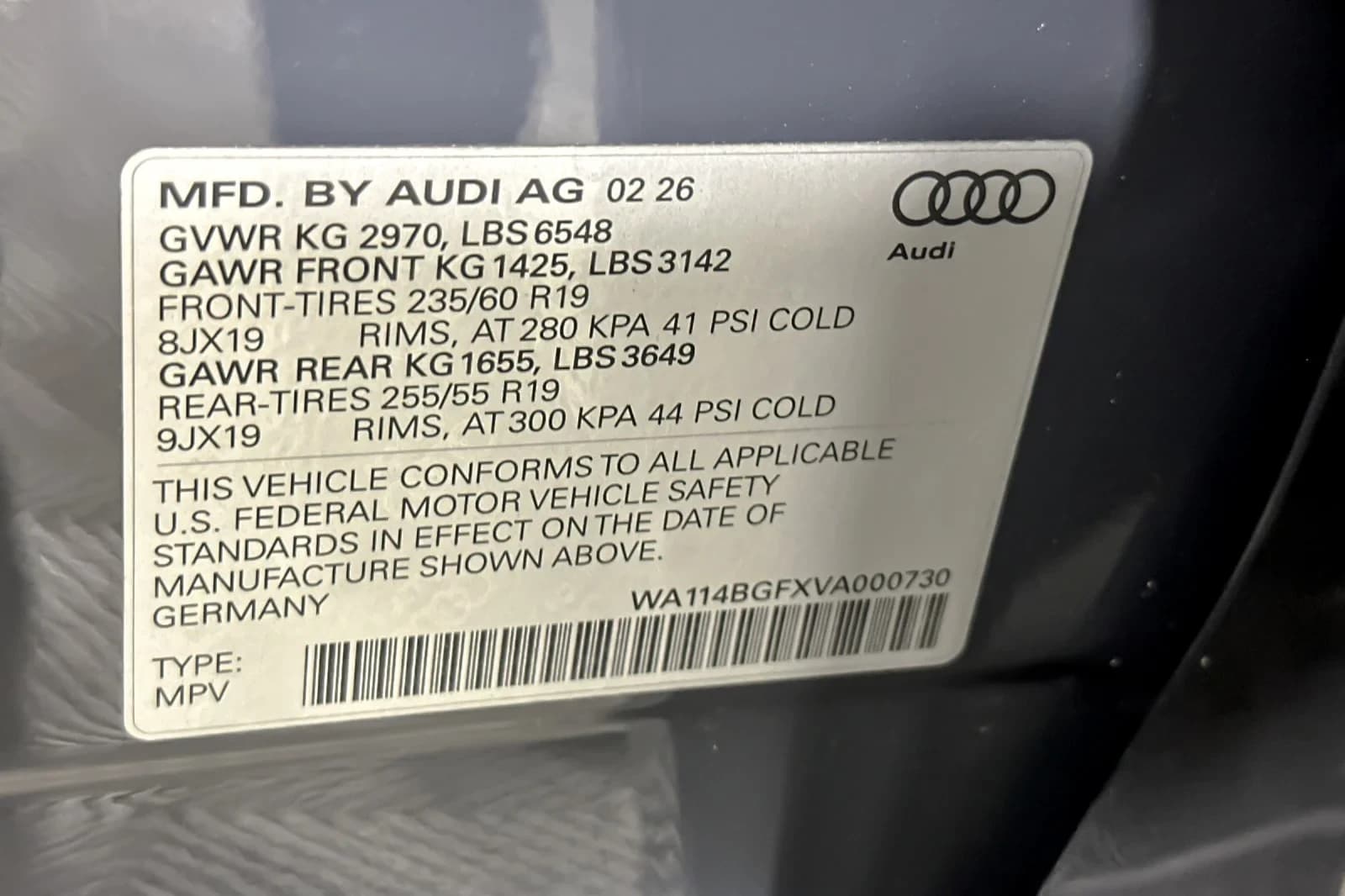 Audi Q6 e-tron Premium quattro 2027 — side view