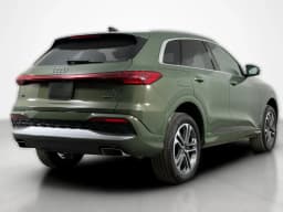 Audi Q5 Premium 2.0 TFSI quattro 2026 — side view