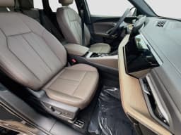 Audi Q5 Premium 2.0 TFSI quattro 2026 — side view
