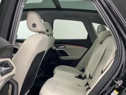 Audi Q5 Premium 2.0 TFSI quattro 2026 — side view