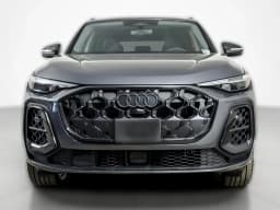 Audi Q5 Premium Plus 2.0 TFSI quattro 2026 — side view