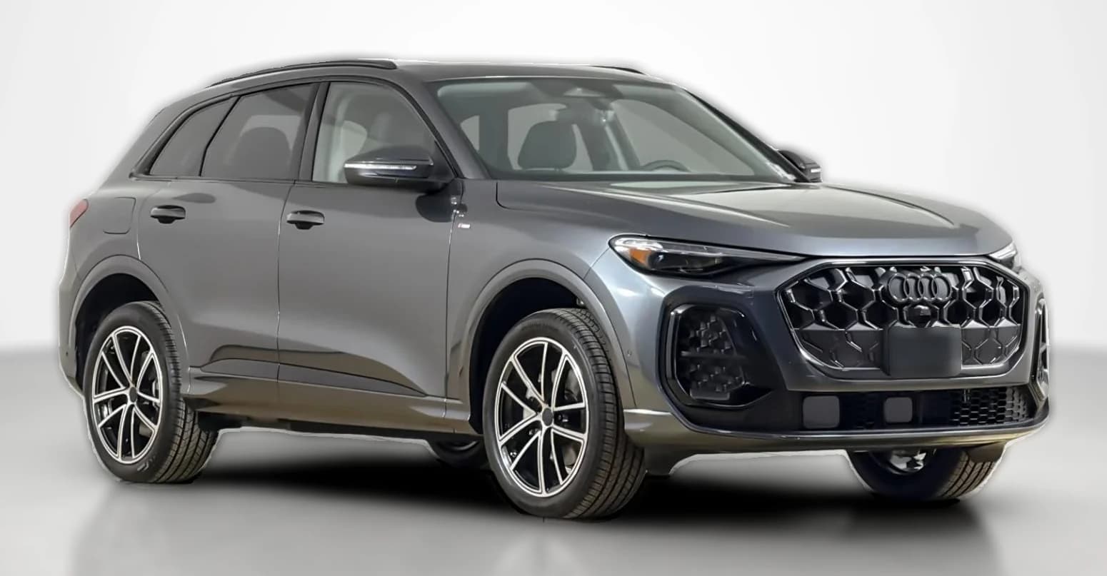 Audi Q5 Premium Plus 2.0 TFSI quattro 2026 — side view
