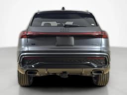 Audi Q5 Premium Plus 2.0 TFSI quattro 2026 — side view