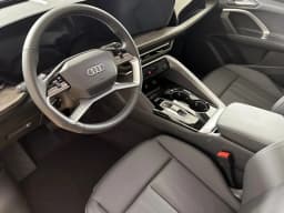 Audi Q5 Premium Plus 2.0 TFSI quattro 2026 — side view