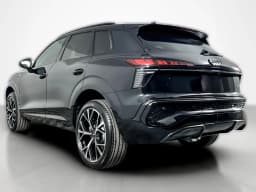 Audi Q3 S line quattro 2026 — side view