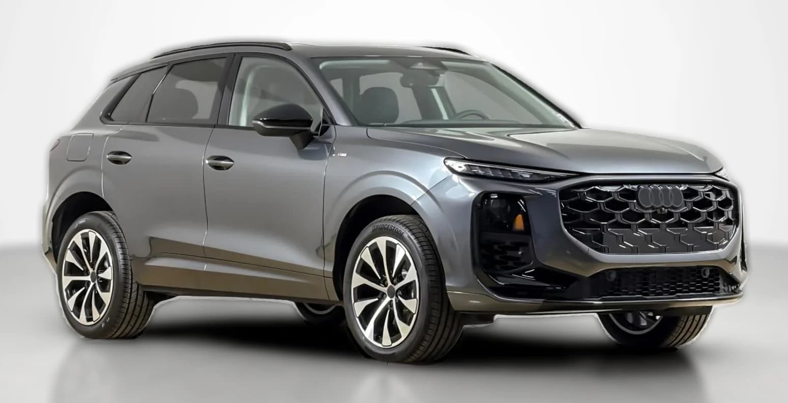 Audi Q3 S line quattro 2026 — side view
