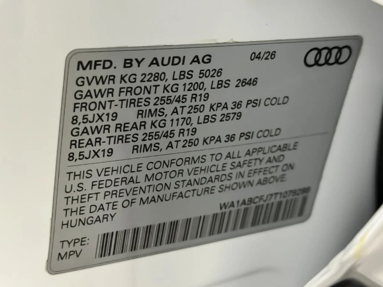 Audi Q3 S line quattro 2026 — side view