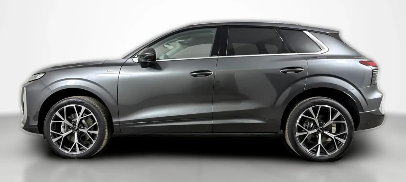 Audi Q3 S line quattro 2026 — side view