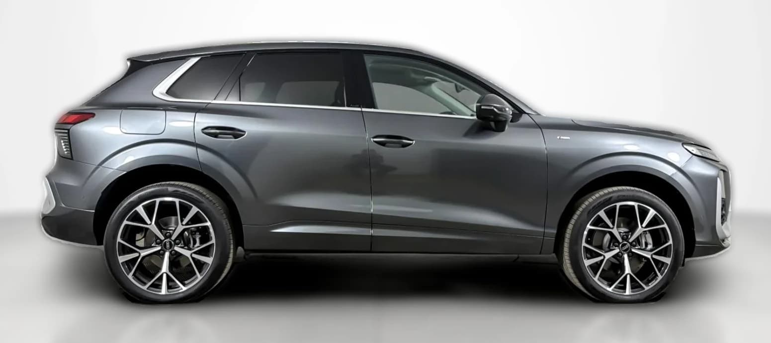 Audi Q3 S line quattro 2026 — side view