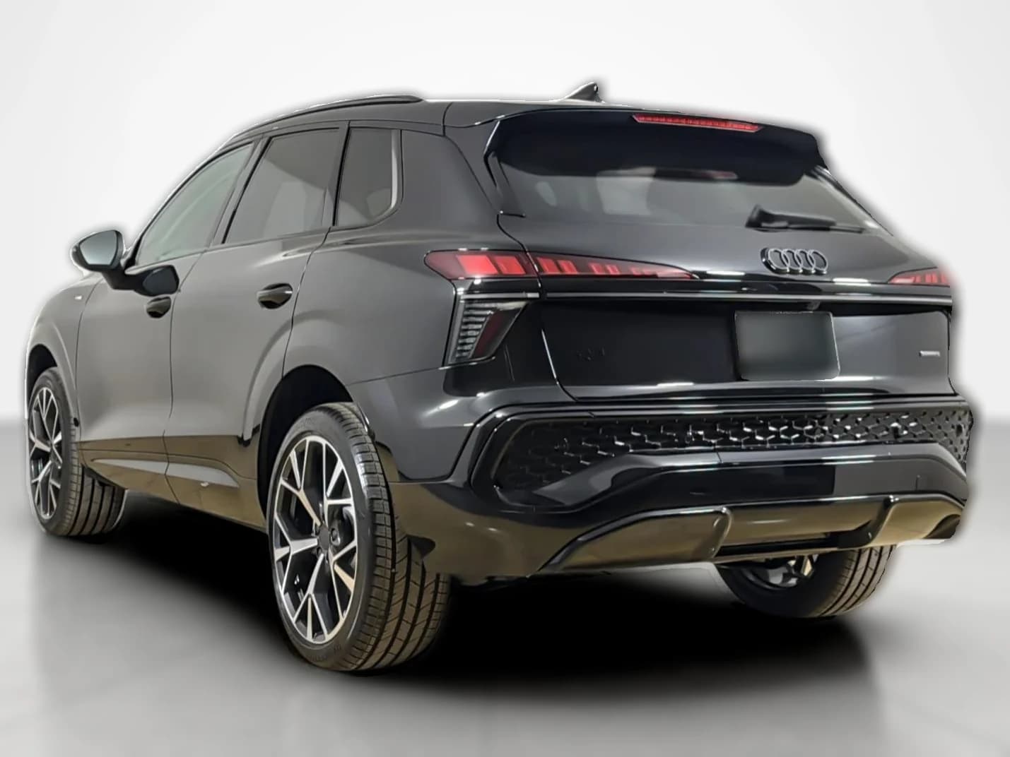 Audi Q3 S line quattro 2026 — side view
