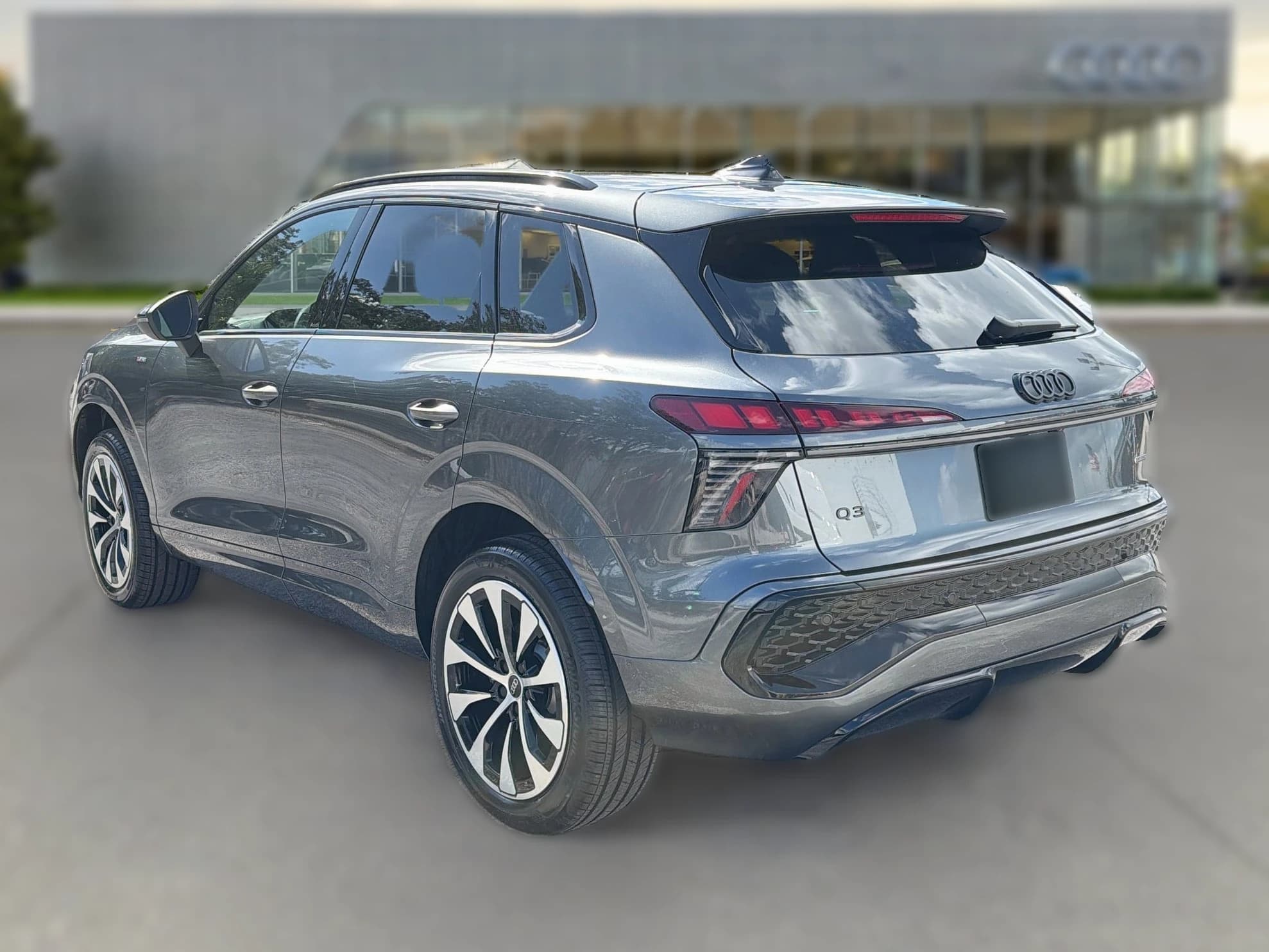 Audi Q3 S line quattro 2026 — side view