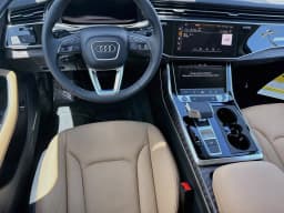 Audi Q7 Premium 45 quattro 2026 — side view