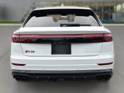 Audi SQ8 Premium Plus quattro 2026 — side view
