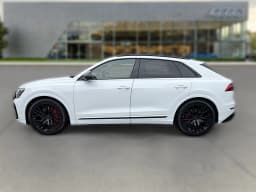 Audi SQ8 Premium Plus quattro 2026 — side view
