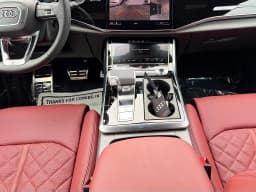 Audi SQ8 Premium Plus quattro 2026 — side view