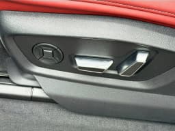Audi SQ8 Premium Plus quattro 2026 — side view