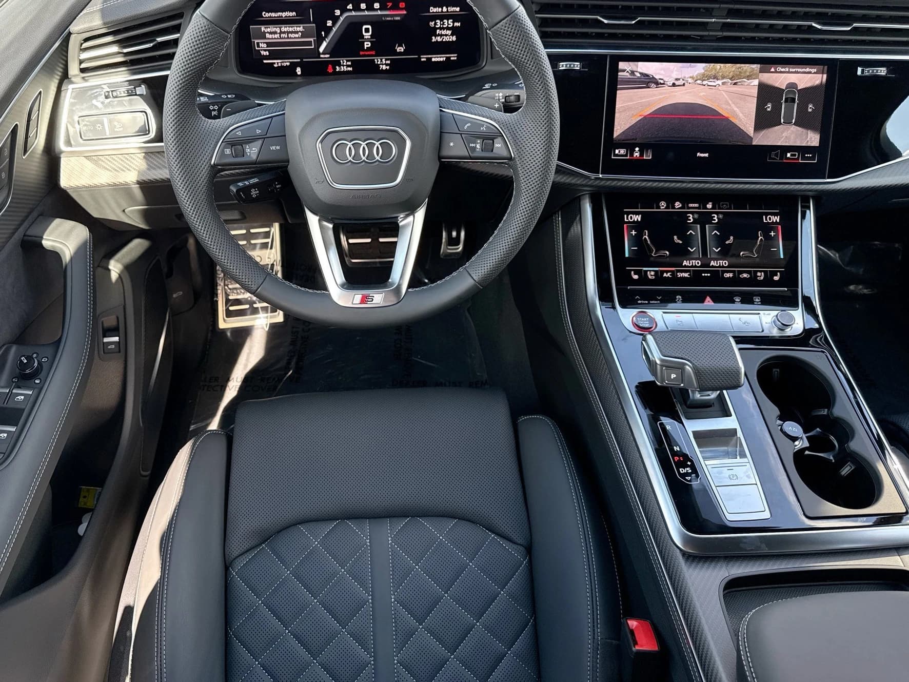 Audi SQ7 Premium Plus quattro 2026 — side view