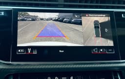 Audi SQ7 Premium Plus quattro 2026 — side view