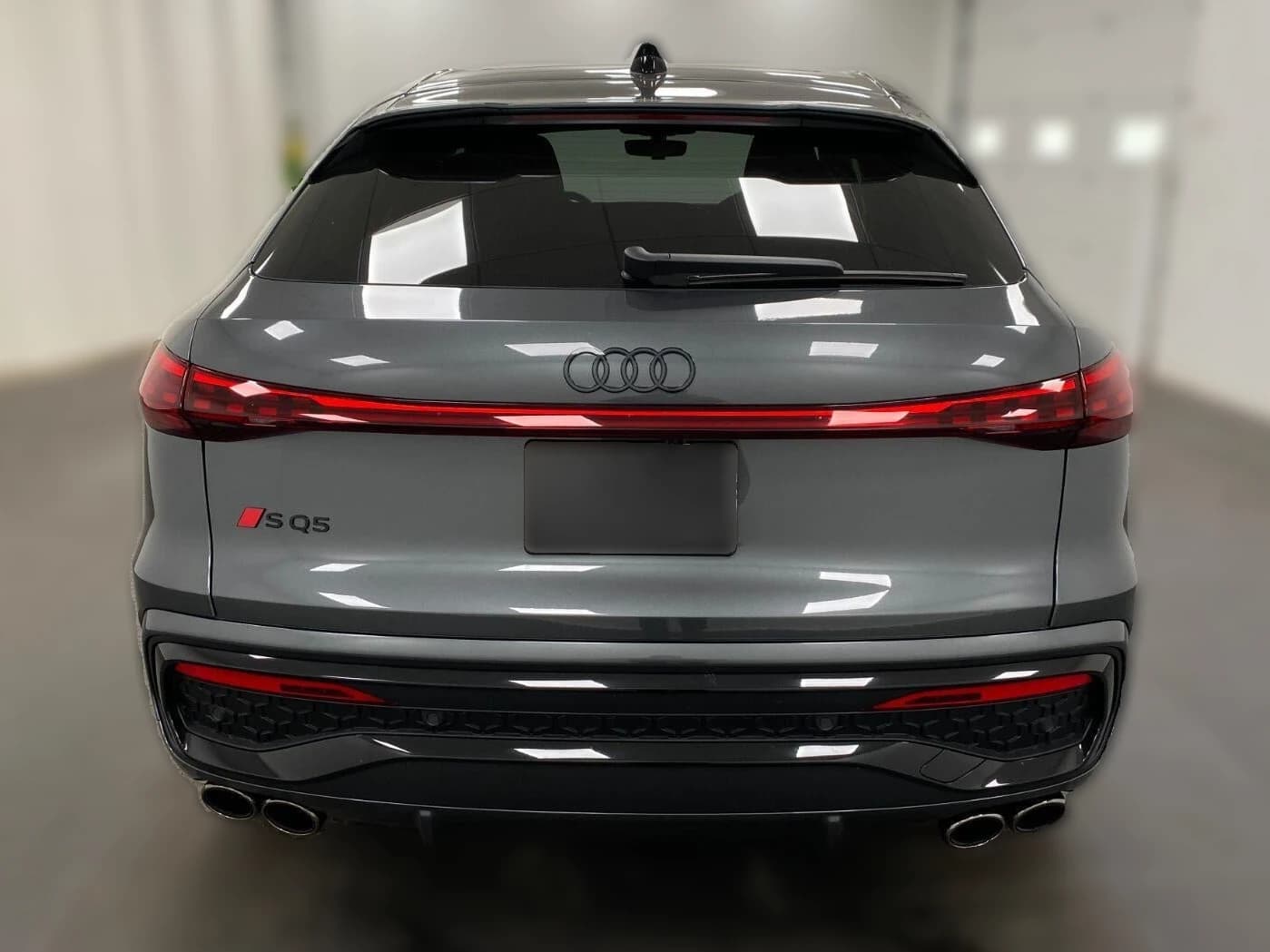 Audi SQ5 Sportback Premium Plus 3.0 TFSI quattro 2026 — side view