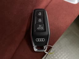 Audi SQ5 Sportback Premium Plus 3.0 TFSI quattro 2026 — side view