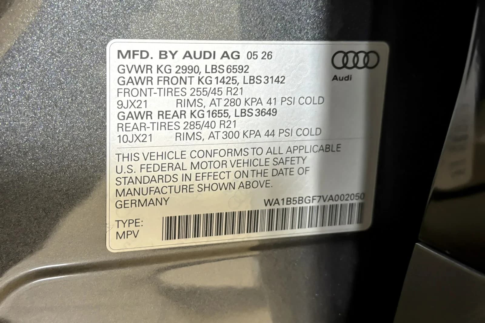Audi SQ6 e-tron Sportback Premium Plus quattro 2027 — side view