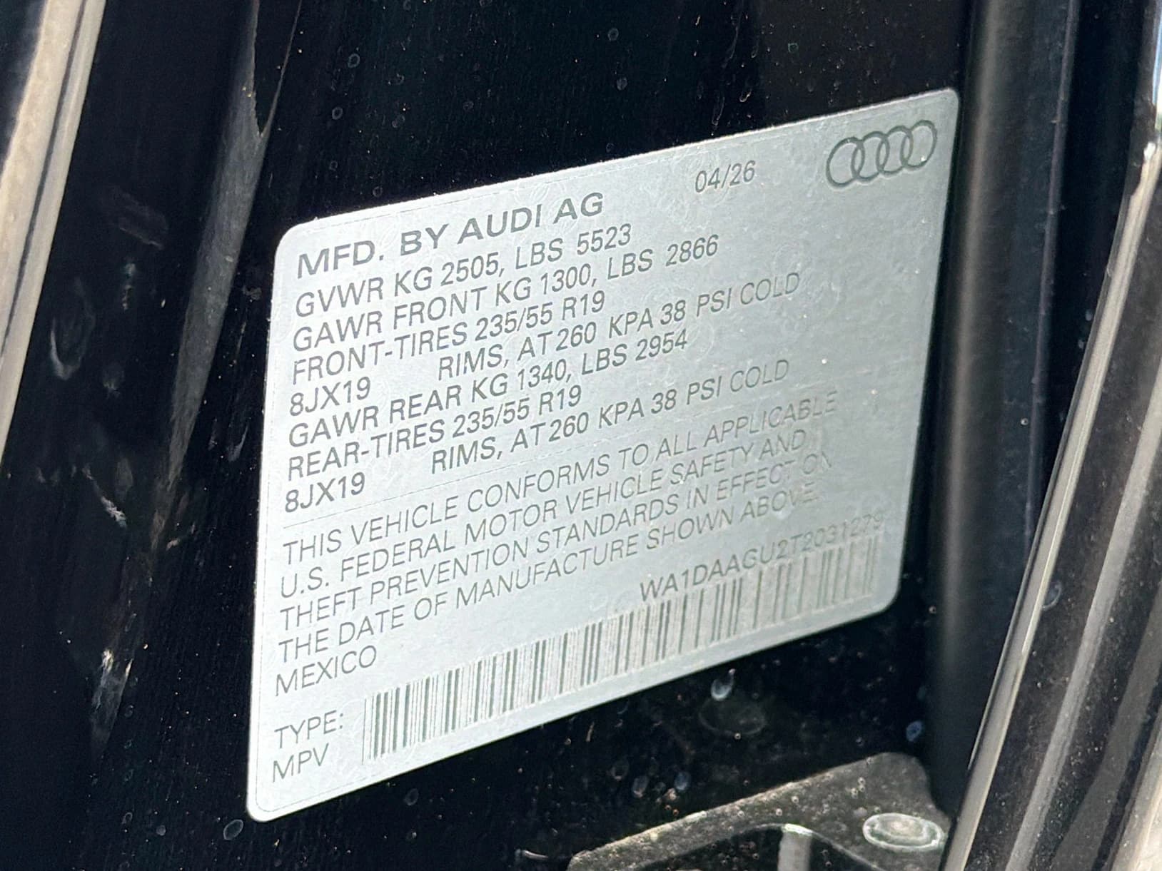 Audi Q5 Sportback Premium 2.0 TFSI quattro 2026 — side view