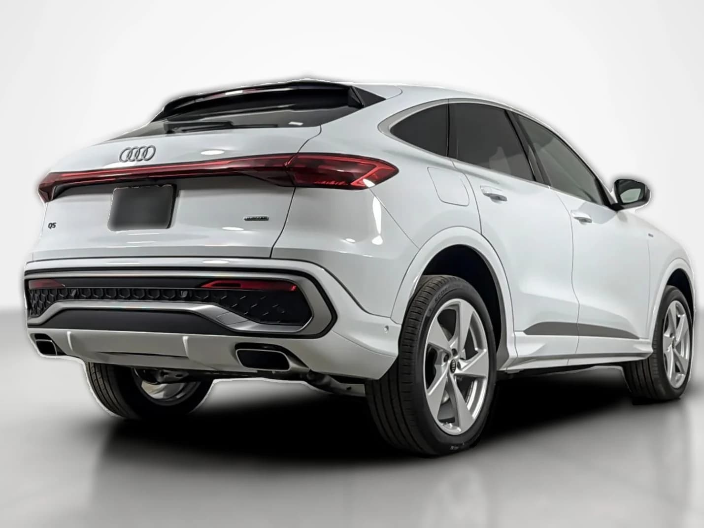 Audi Q5 Sportback Premium Plus 2.0 TFSI quattro 2026 — side view