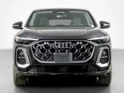 Audi Q5 Sportback Premium Plus 2.0 TFSI quattro 2026 — side view
