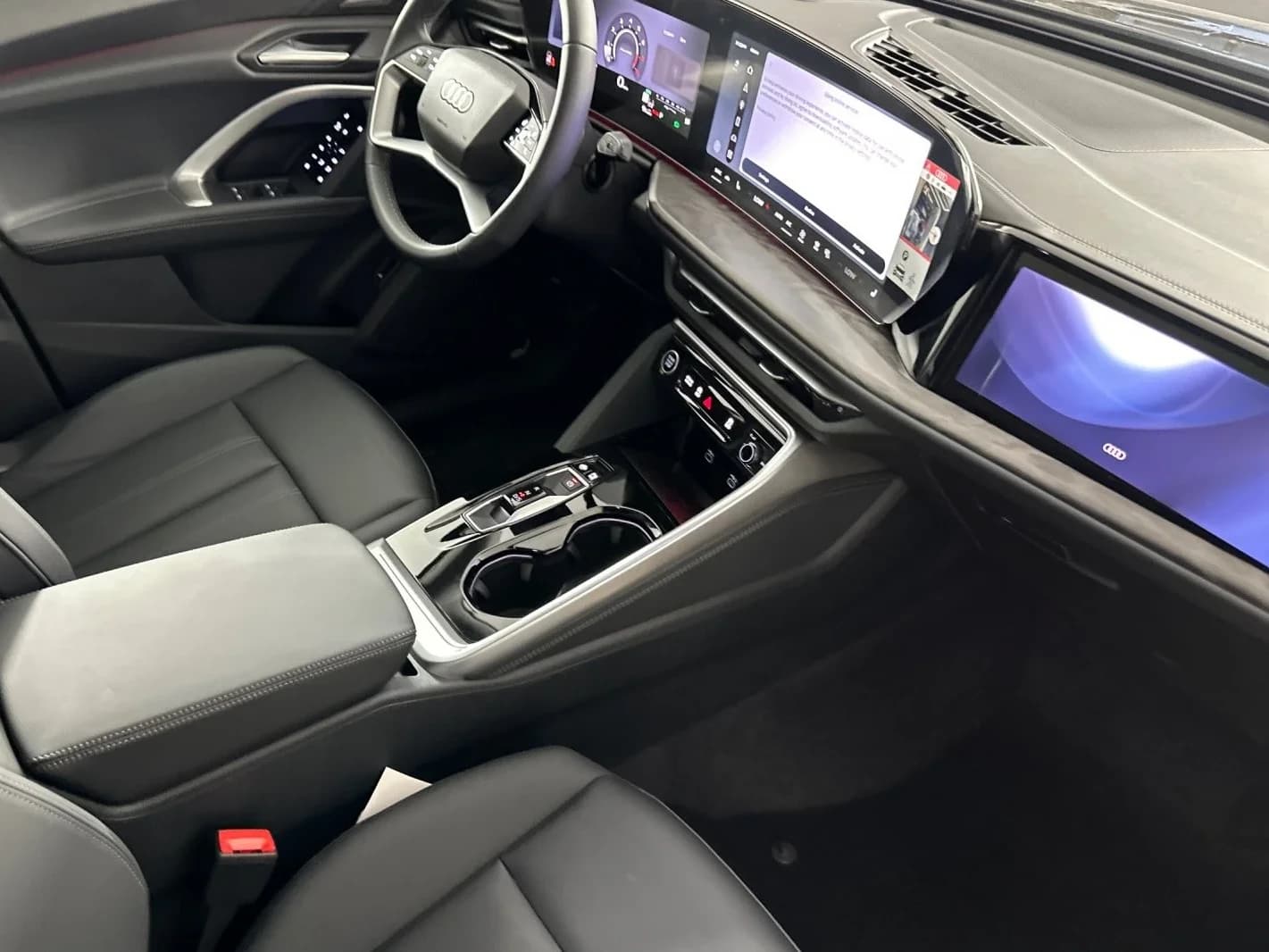Audi Q5 Sportback Premium Plus 2.0 TFSI quattro 2026 — side view